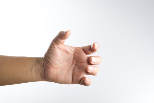 Что такое тремор рук?
